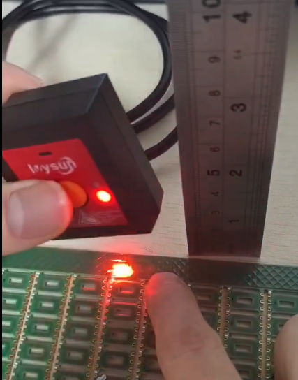 艾韋迅檢測(cè)治具固定式掃碼器高精度兩毫米維雕刻碼掃碼體積小適用于 狹小空間安裝.png 艾韋迅檢測(cè)治具固定式掃碼器高精度兩毫米維雕刻碼掃碼體積小適用于 狹小空間安裝.png